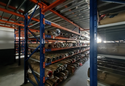 版輥倉(cāng)庫(kù)